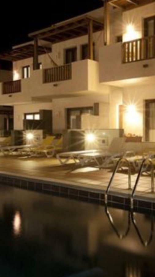 Noray Swan Villa ปูแอร์โตกาเลโร ภายนอก รูปภาพ