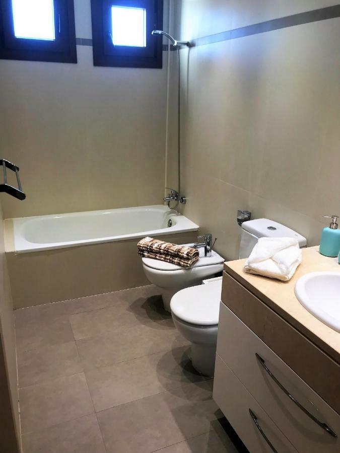 Noray Swan Villa ปูแอร์โตกาเลโร ภายนอก รูปภาพ